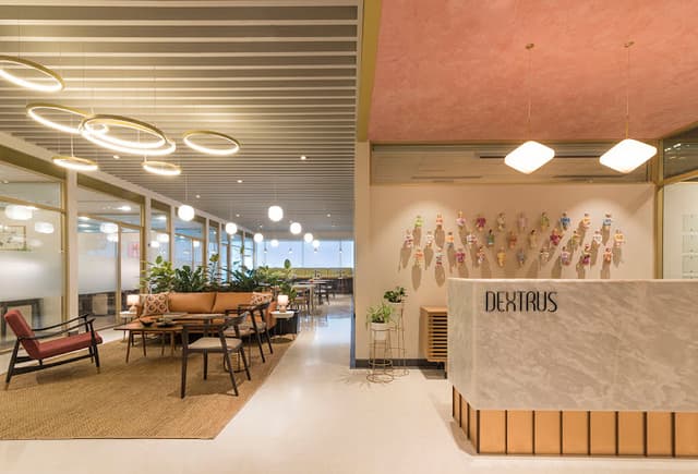 Dextrus, Parinee Crescenzo, BKC