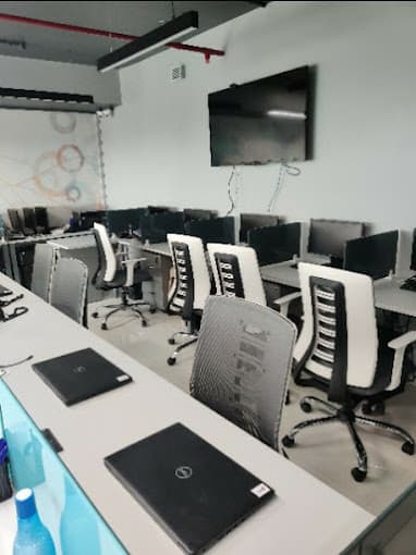 https://api.cohubindia.com/assets/uploads/20240305/2020-06-17.jpg