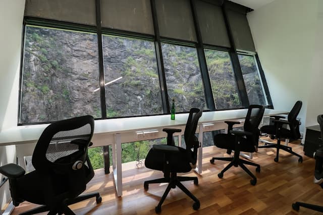 iKeva, Supreme Business Park, Powai