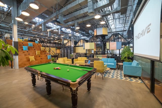The Hive, The Mills, Sangamvadi