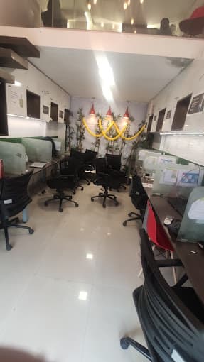 Treffen Cowork, Kopew Gaothan, Karve-Nagar