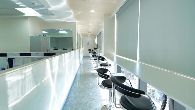 Trios, Amar Business Zone, Baner