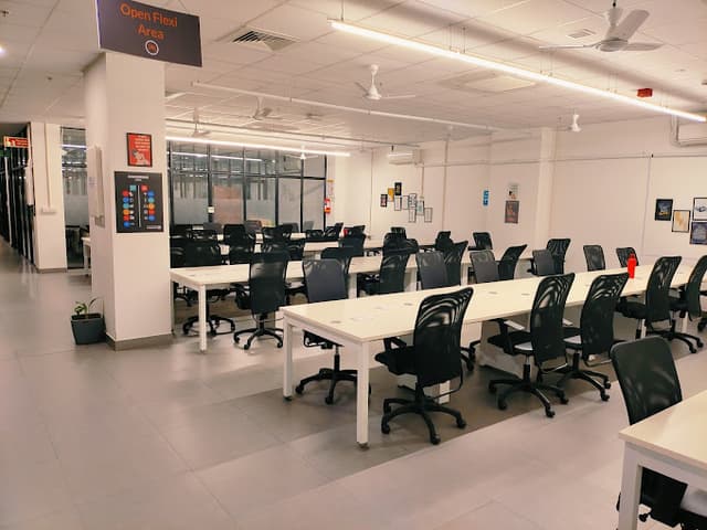 91springboard, Sky Loft, Yerawada