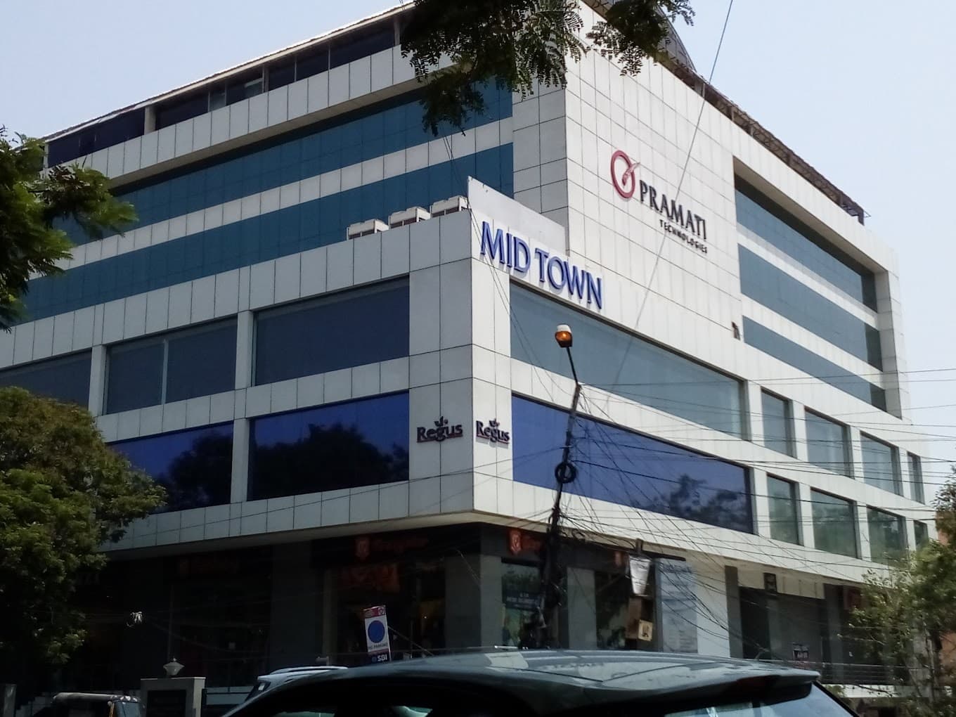 https://api.cohubindia.com/assets/uploads/20240422/Regus - Hyderabad Mid-Town ,.,.jpeg