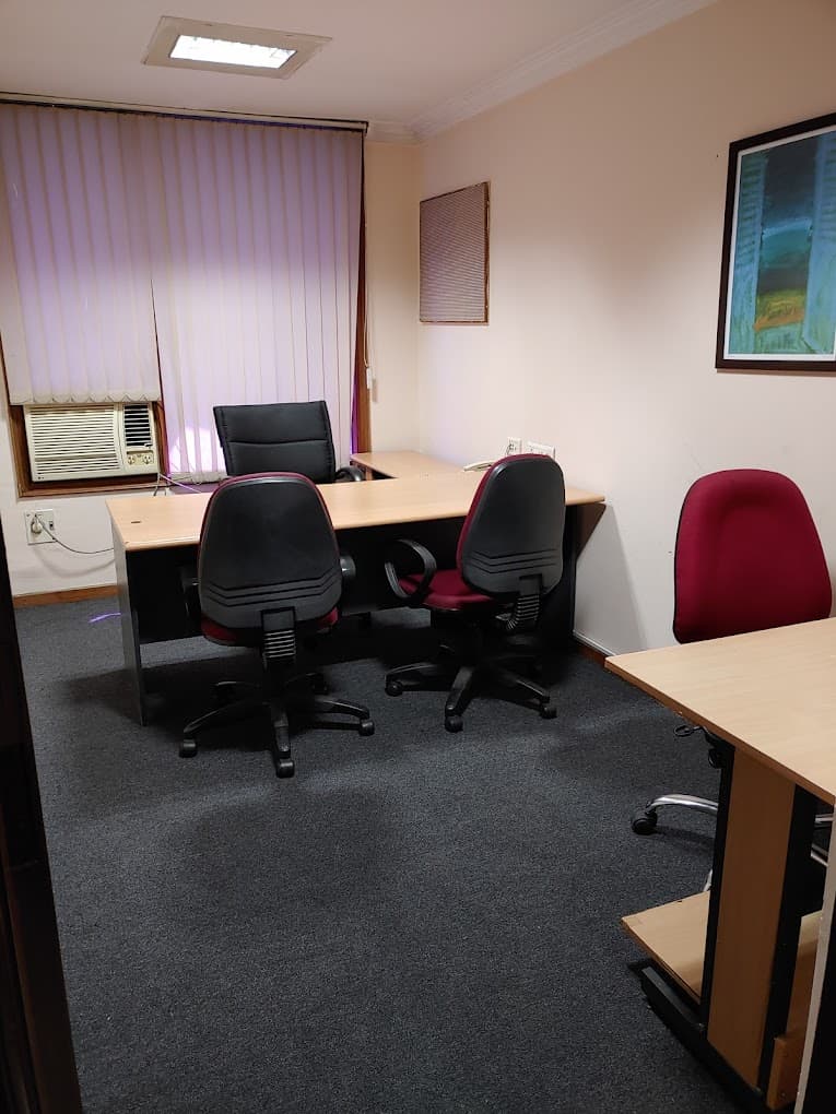 https://api.cohubindia.com/assets/uploads/20240424/DBS Business Centers - Hyderabad ..jpeg