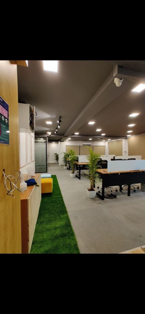 https://api.cohubindia.com/assets/uploads/20240428/UrbanVault_HSR_Layout_316_.jpeg