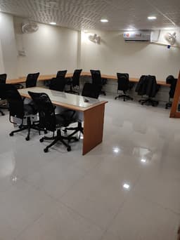 uploads/20240823/Gomti_Nagar_office_on_rent.jpg