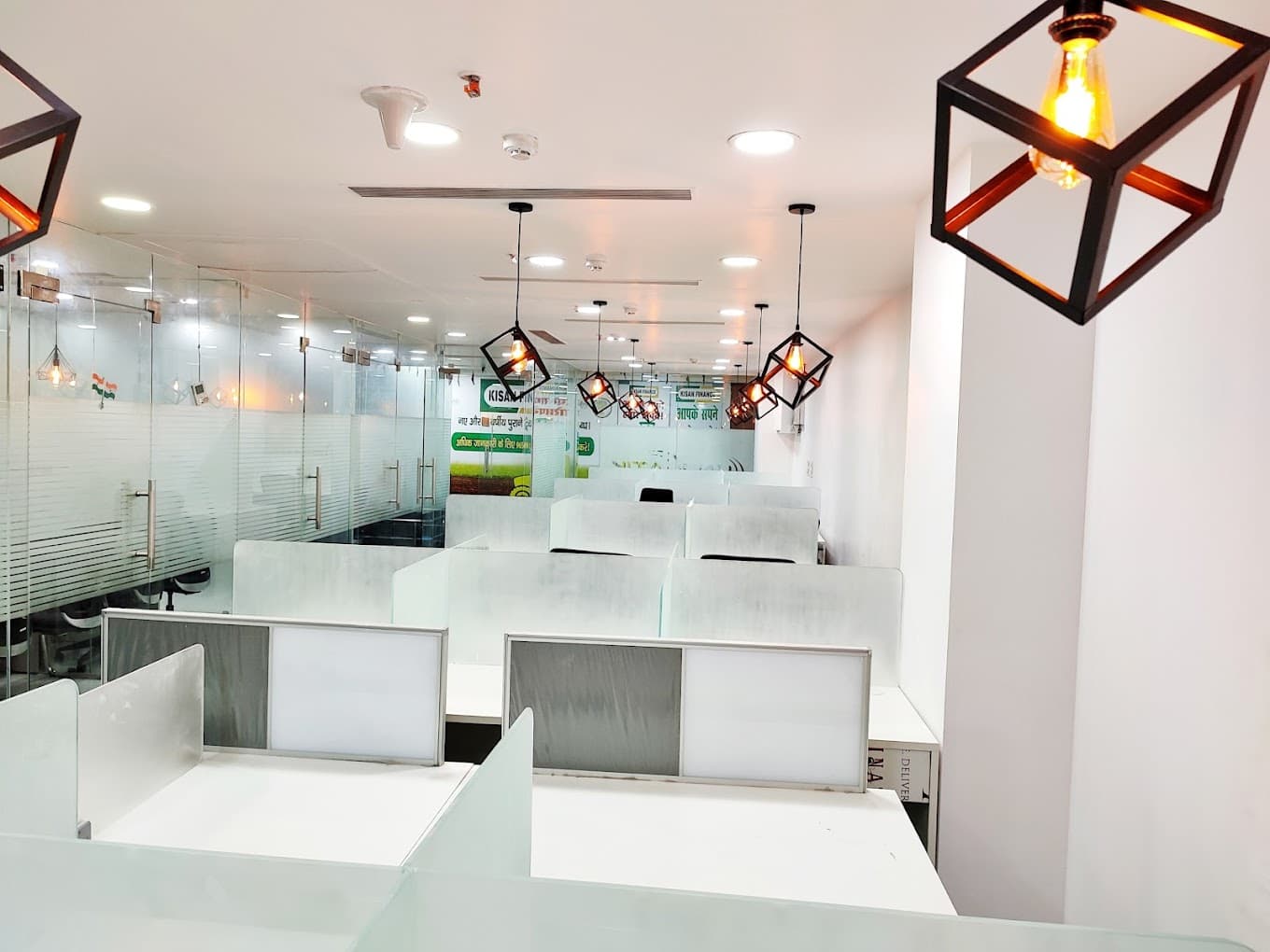 https://api.cohubindia.com/assets/uploads/20240824/GST_Virtual_office_in_Gomti_Nagar2.jpg