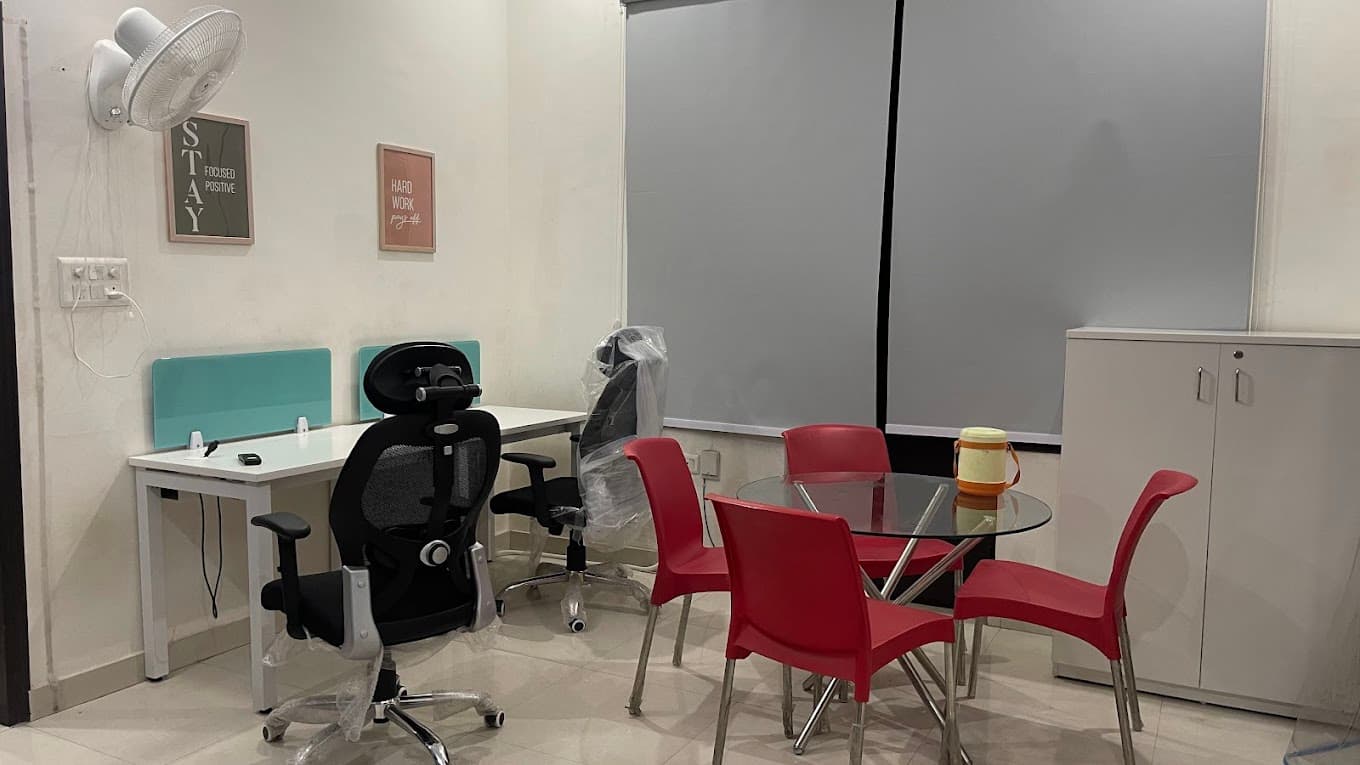 uploads/20240824/Lucknow_meeting_room2.jpg