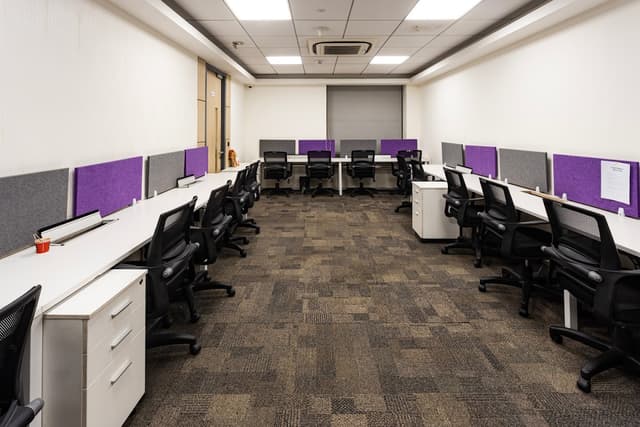 Parexl Workspaces, B-Block, Sector-63