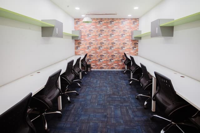 AltF Coworking, Express Trade Tower 2, Sector-132