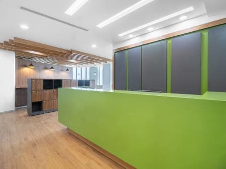 Regus, Logix City Center Mall, Sector-32