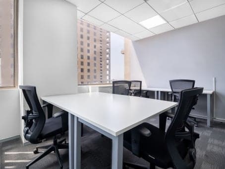 Regus, Logix City Center Mall, Sector-32