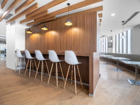 Regus, Logix City Center Mall, Sector-32