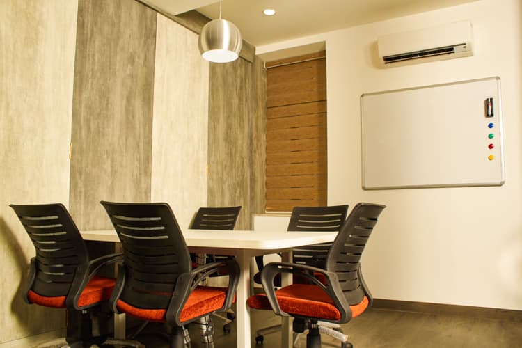 https://api.cohubindia.com/assets/uploads/20240923/coworking_on_rent_Noida1.jpg