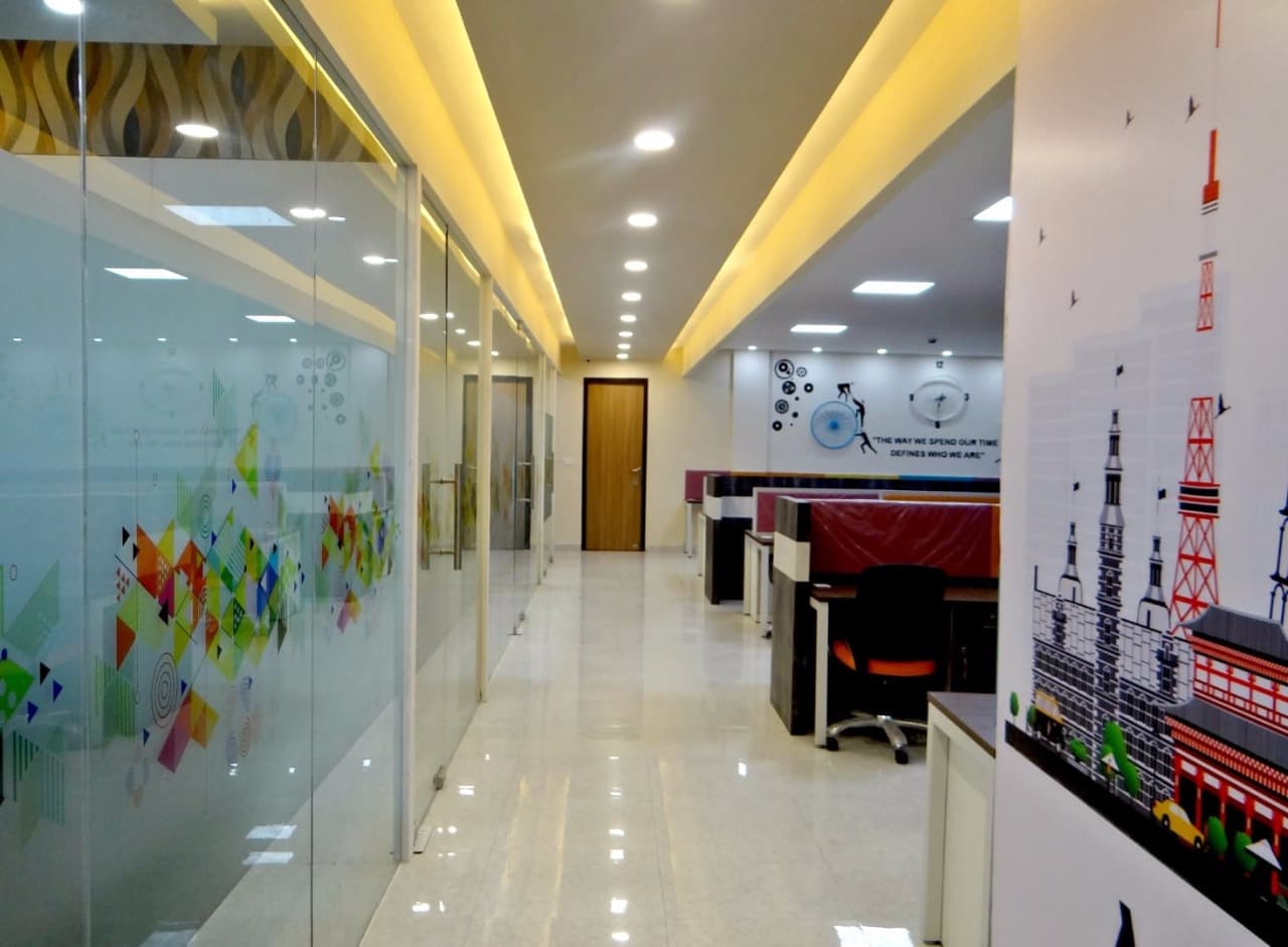 uploads/20240924/Noida_meeting_room1.jpg